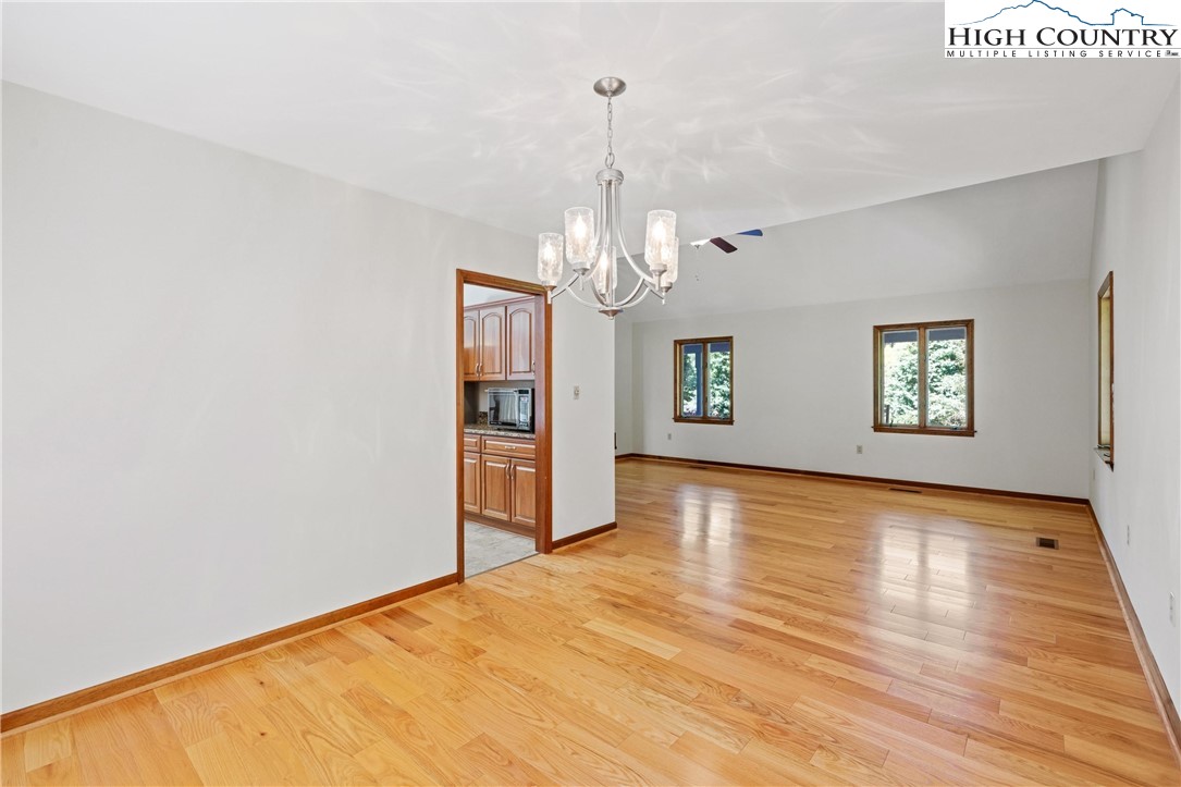 320 University Circle Boone, NC 28607 - Photo 11 of 50 Gallery Image 11