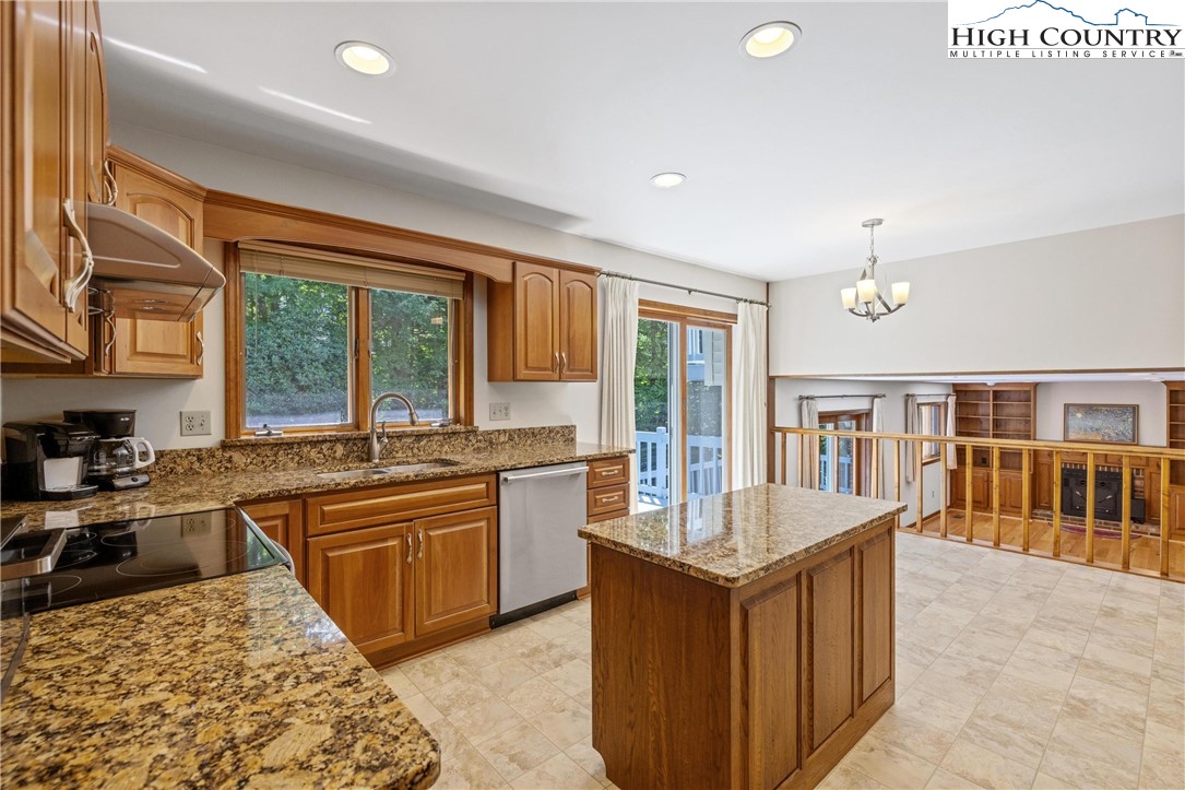320 University Circle Boone, NC 28607 - Photo 16 of 50 Gallery Image 16