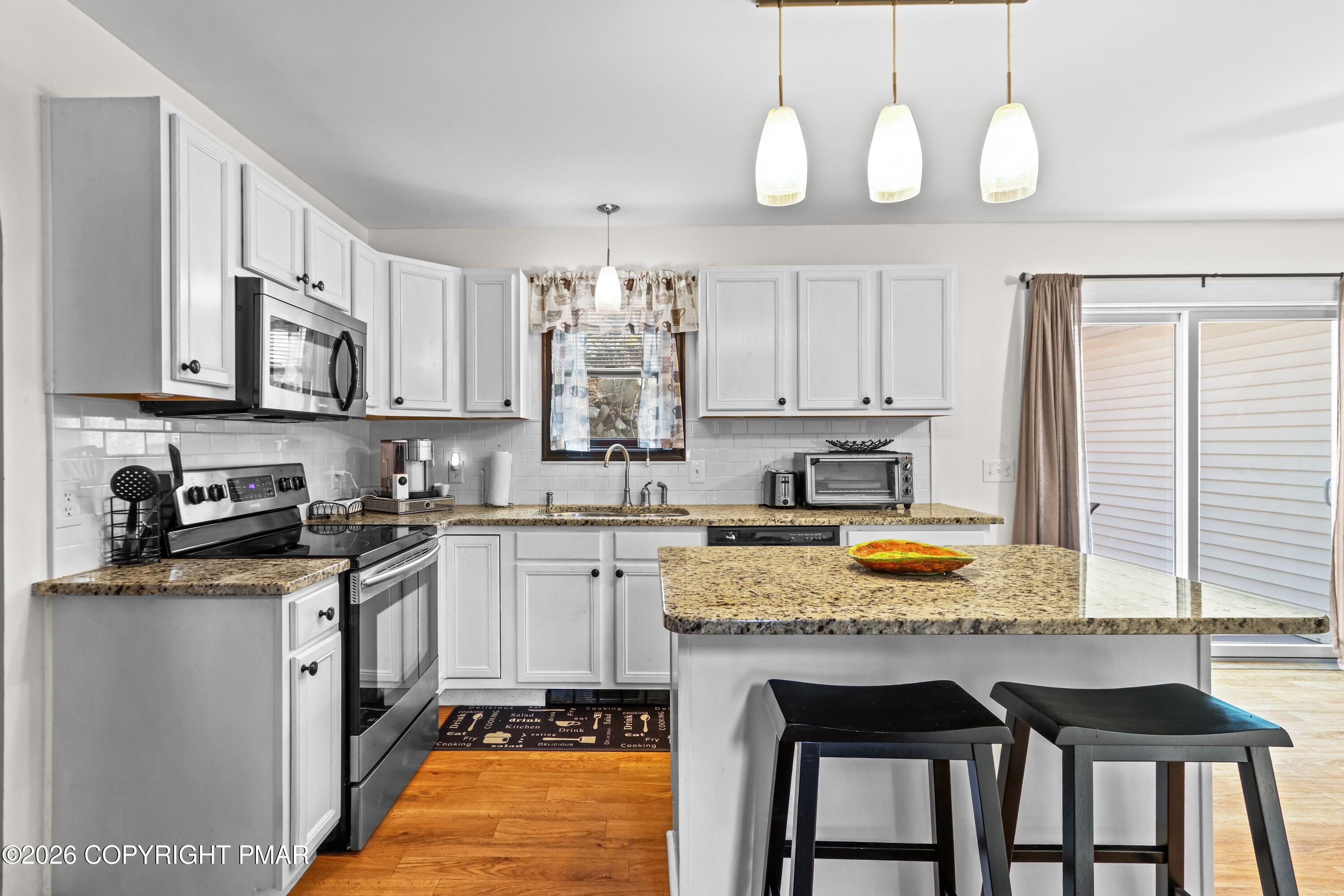 226 Regent Street Bushkill, PA 18324 - Photo 12 of 58 095A9488