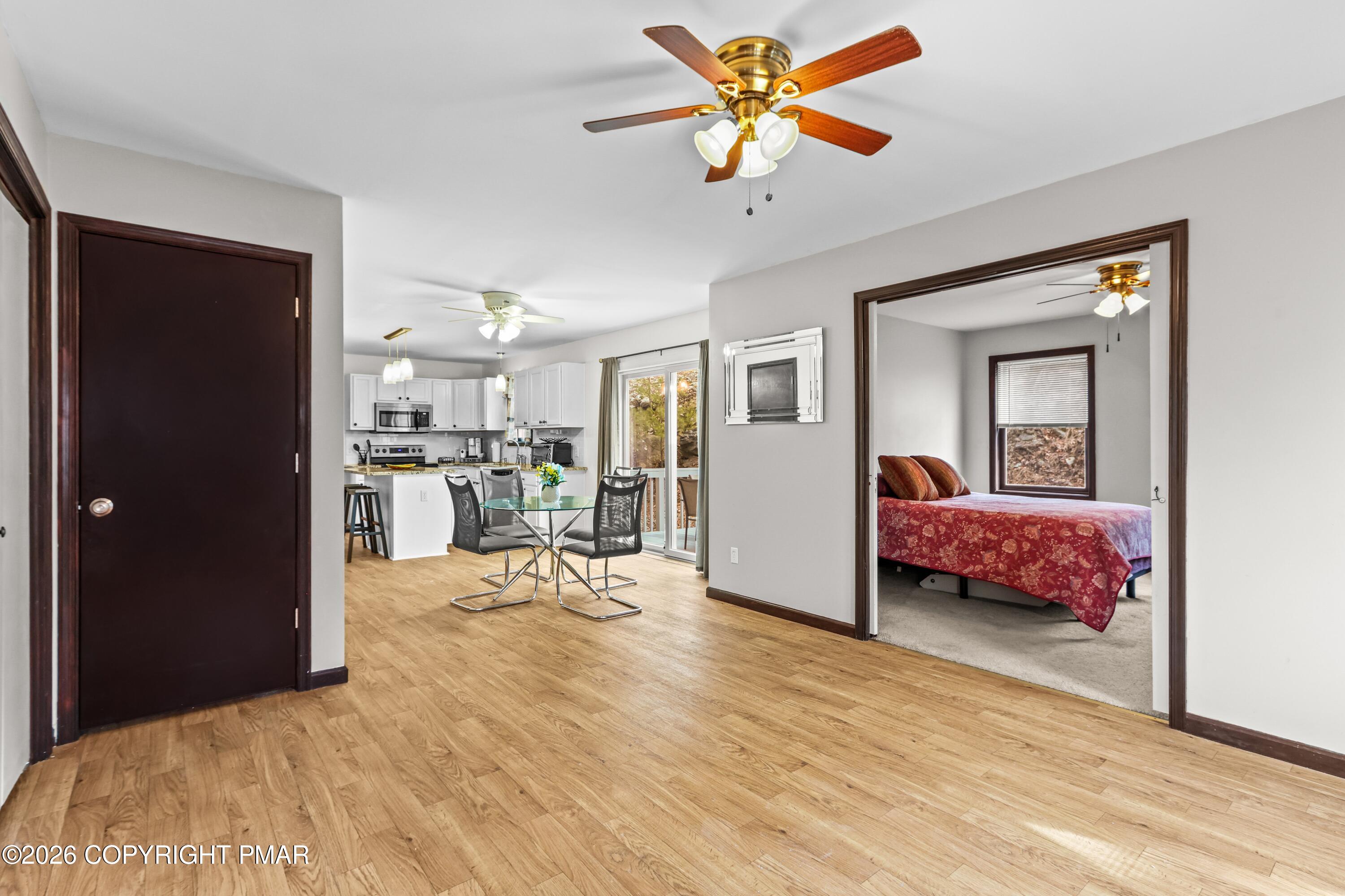 226 Regent Street Bushkill, PA 18324 - Photo 19 of 58 095A9445-Edit