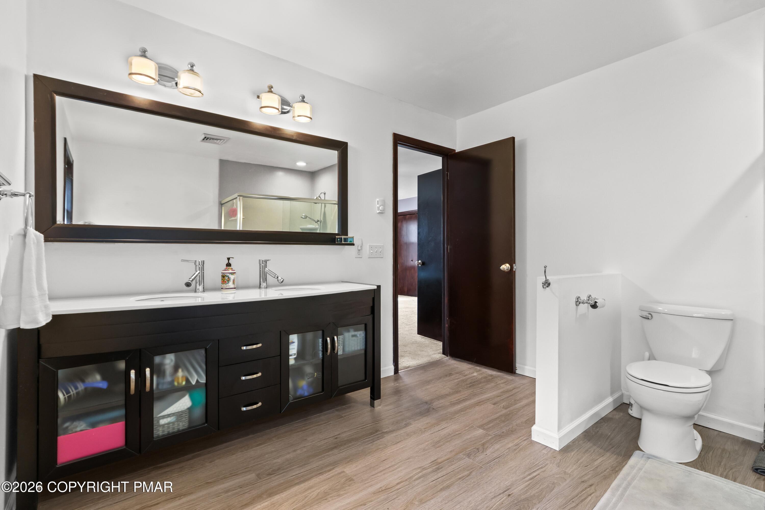 226 Regent Street Bushkill, PA 18324 - Photo 28 of 58 095A9564