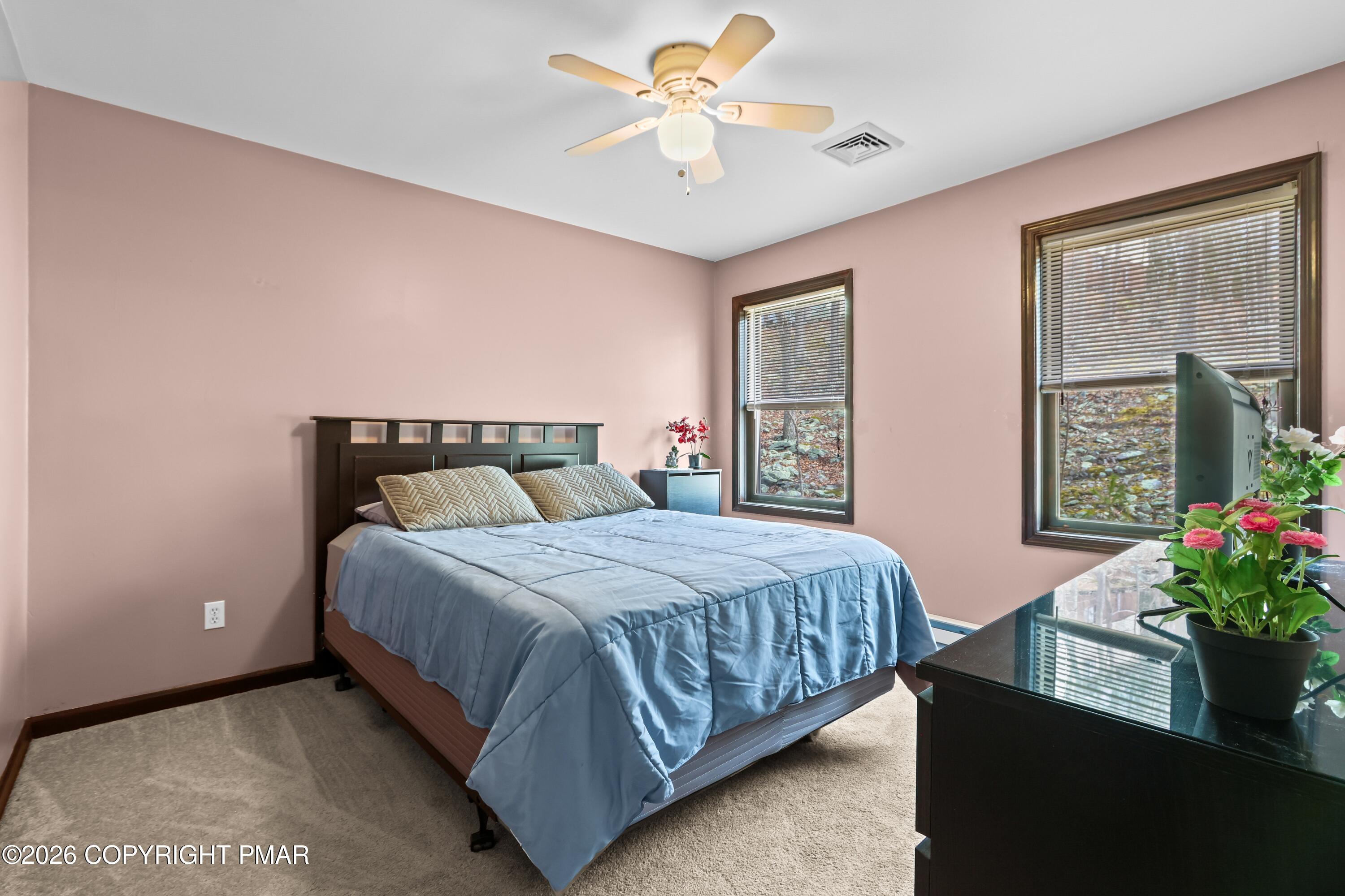 226 Regent Street Bushkill, PA 18324 - Photo 31 of 58 095A9518