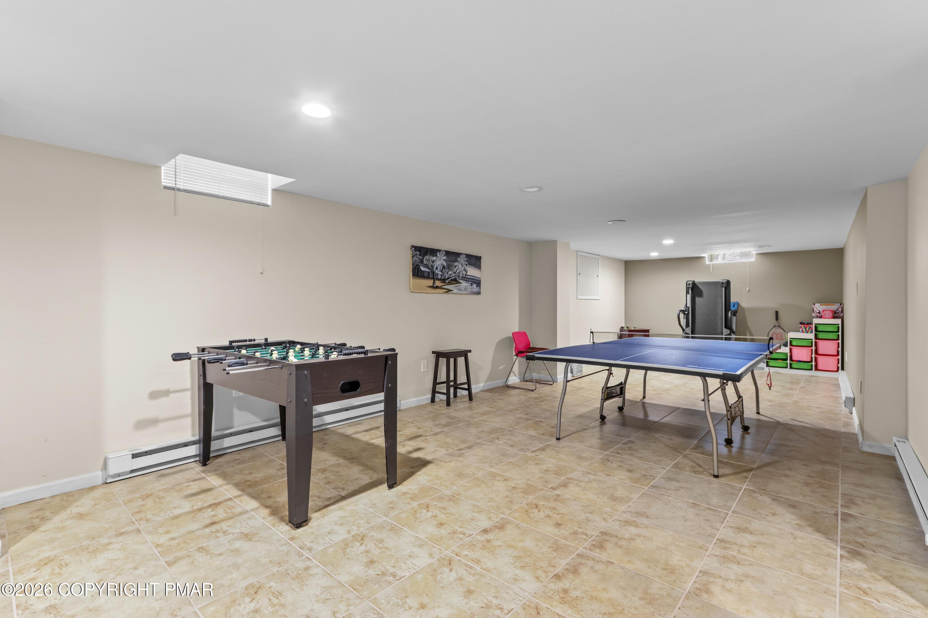 226 Regent Street Bushkill, PA 18324 - Photo 36 of 58 095A9609