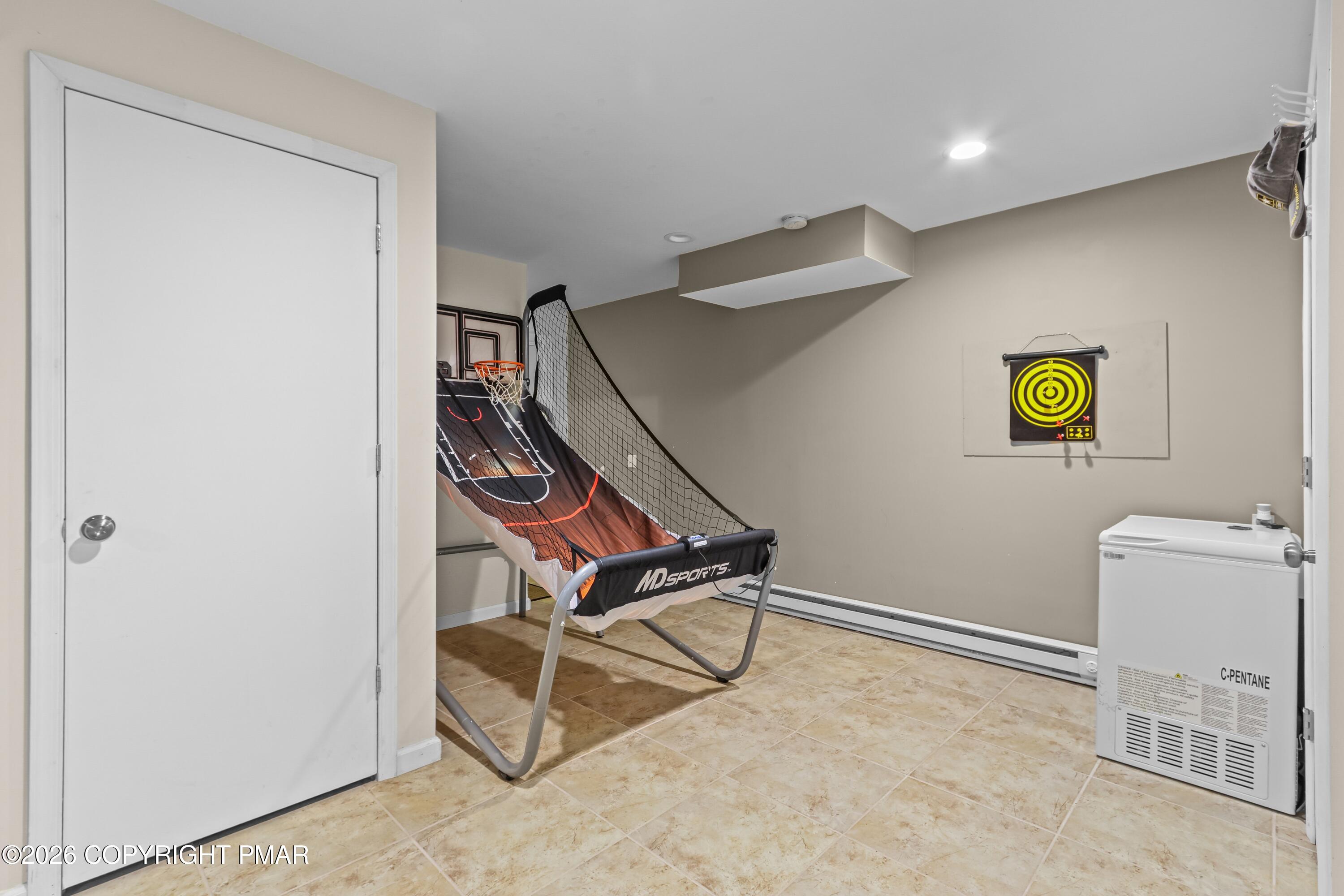 226 Regent Street Bushkill, PA 18324 - Photo 39 of 58 095A9631