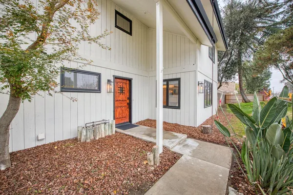 a house view with a outdoor space