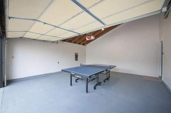 $610,000 | 254 West Sierra Avenue, Clovis, CA 93612