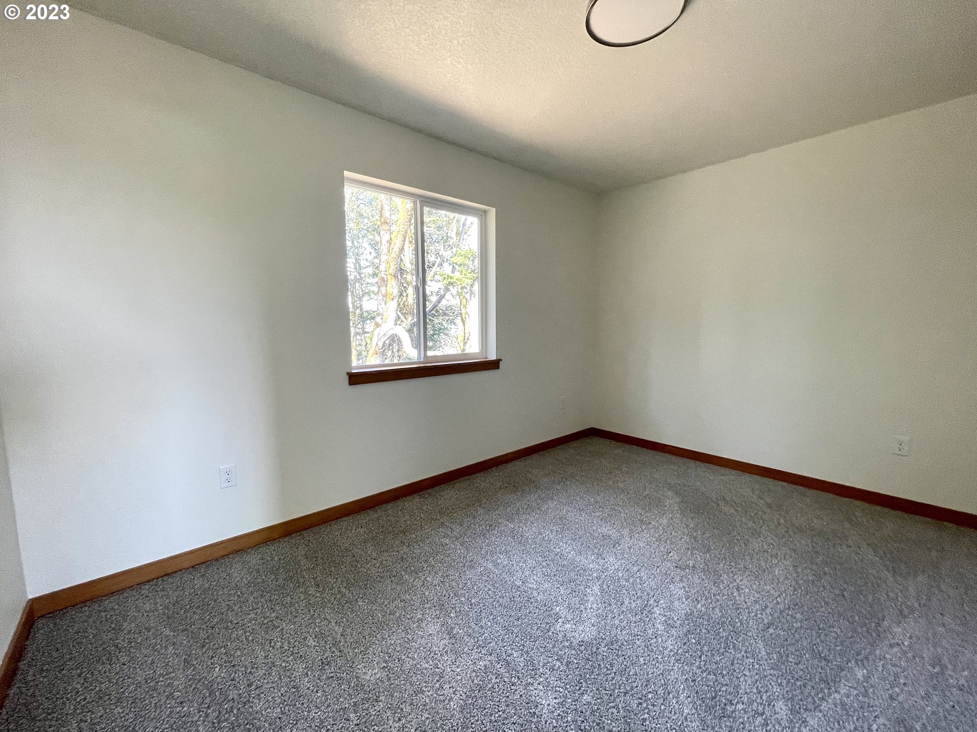 1019 Highlands Loop Willamina, OR 97396 - Photo 14 of 21 Gallery Image 14