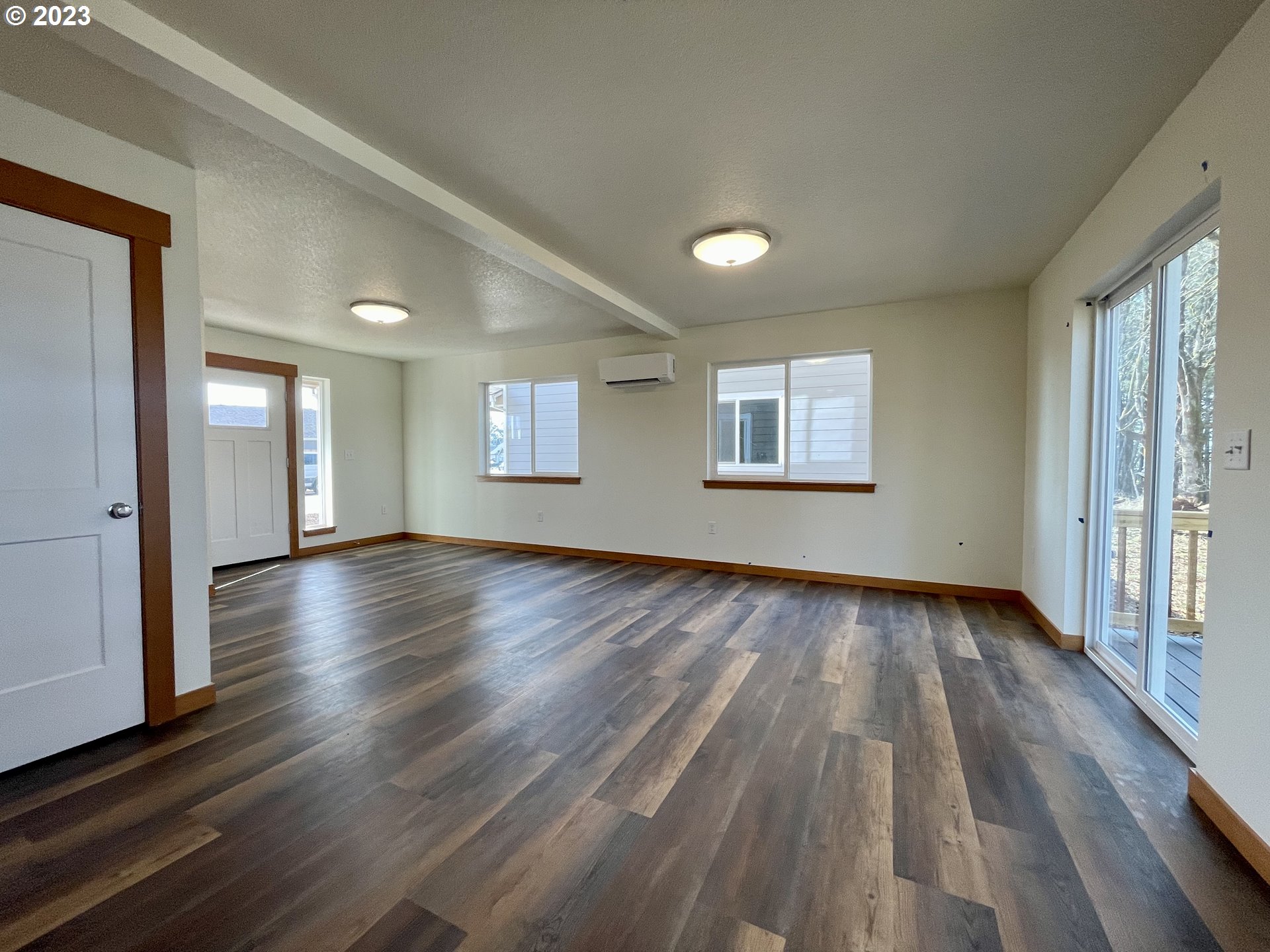 1019 Highlands Loop Willamina, OR 97396 - Photo 3 of 21 Gallery Image 3