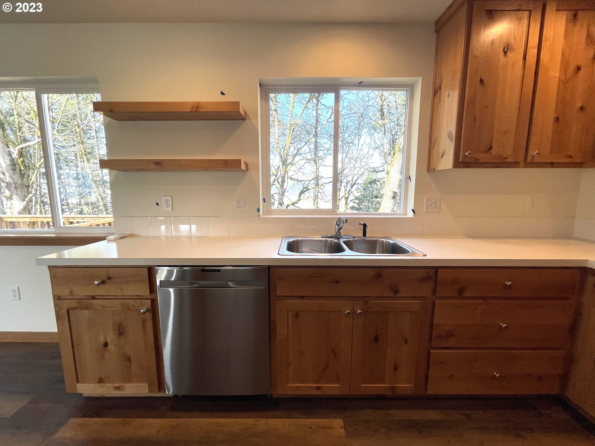 1019 Highlands Loop Willamina, OR 97396 - Photo 6 of 21 Gallery Image 6