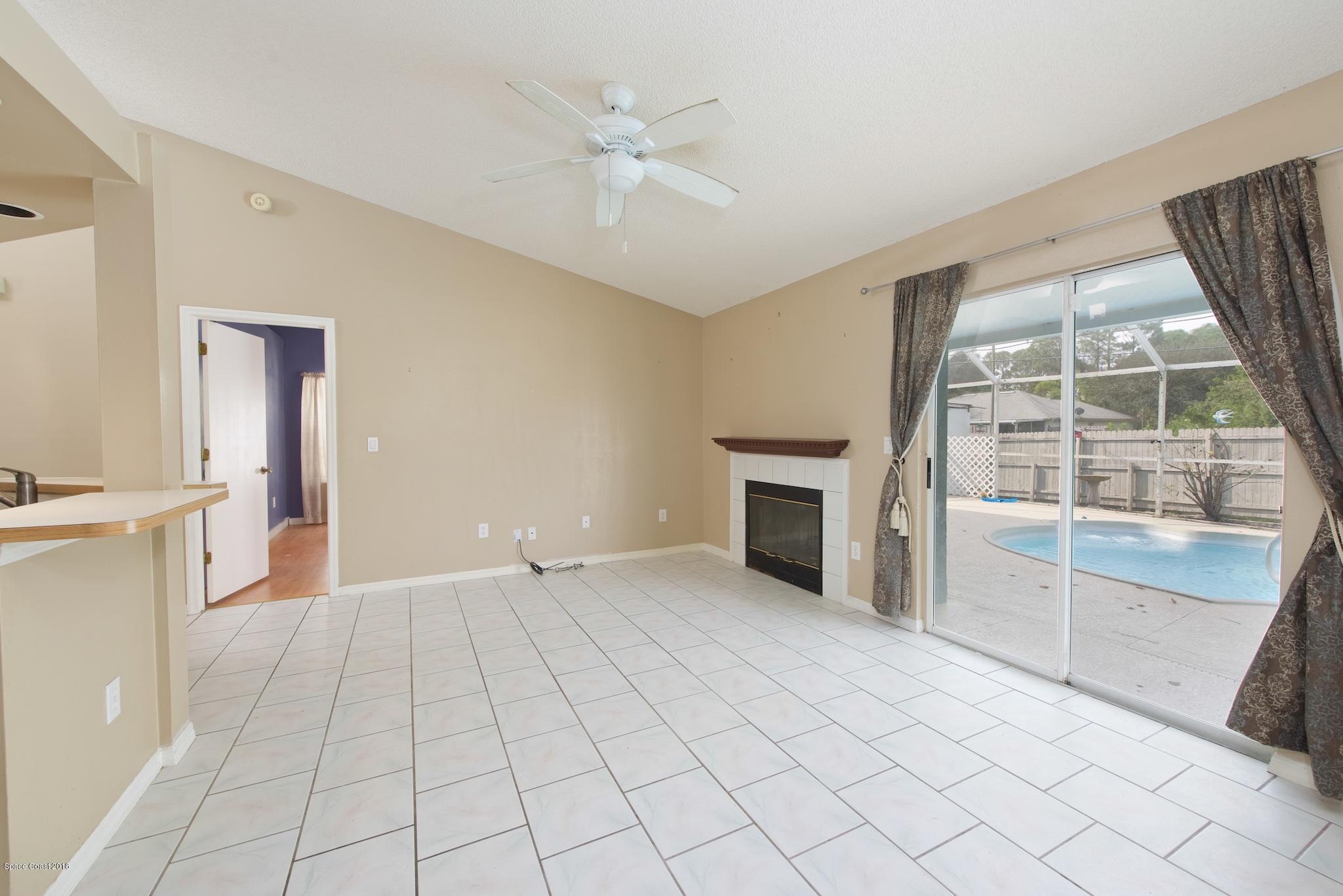 320 Wendover Road Southwest Palm Bay, FL 32908 - Photo 9 of 21 Family Room