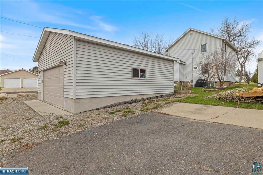 520 15th Street North Virginia, MN 55792 - Photo 36 of 43