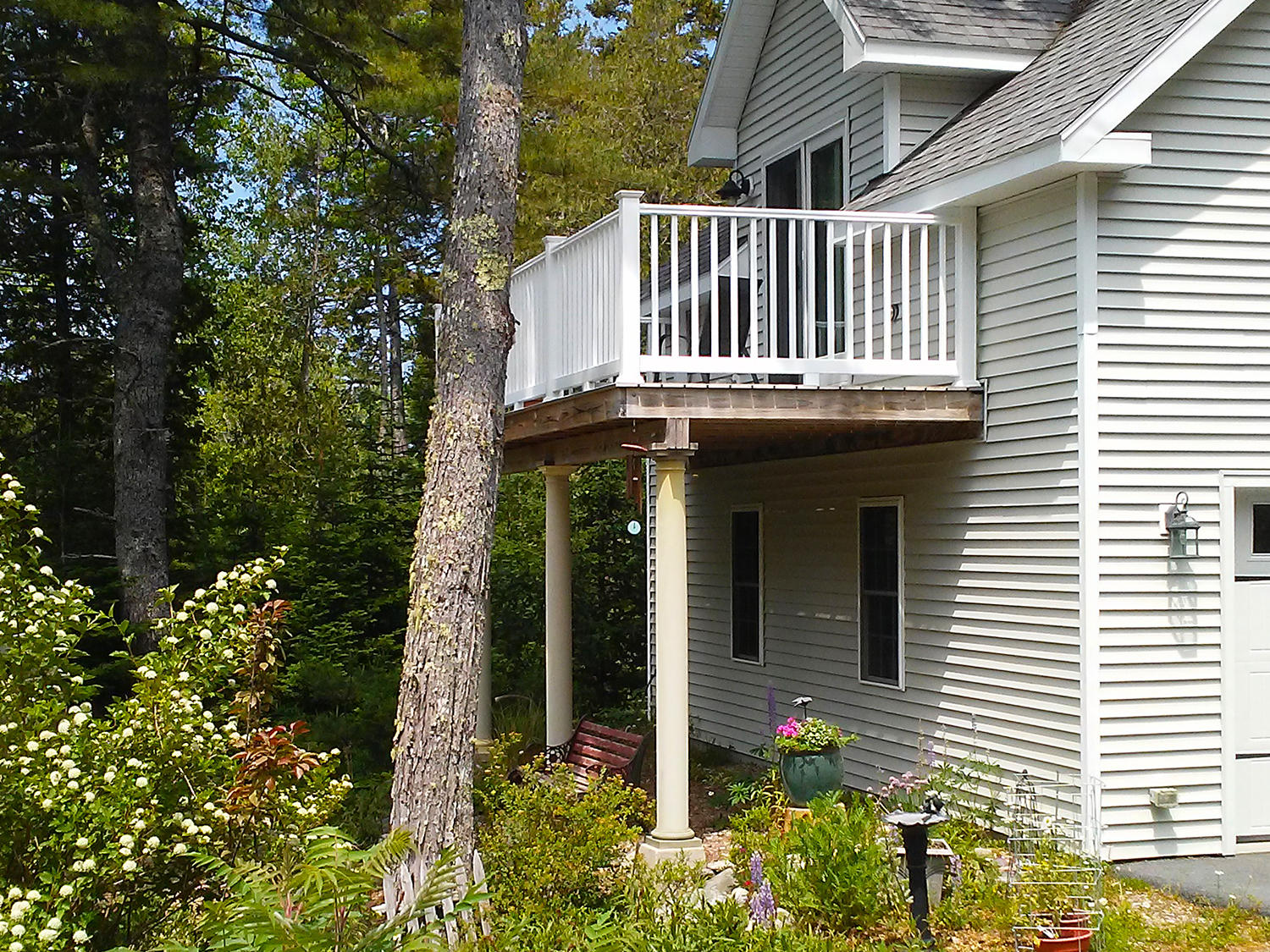89 Indian Point Road Bar Harbor, ME 04609 - Photo 40 of 59 Garage with studio Apartment