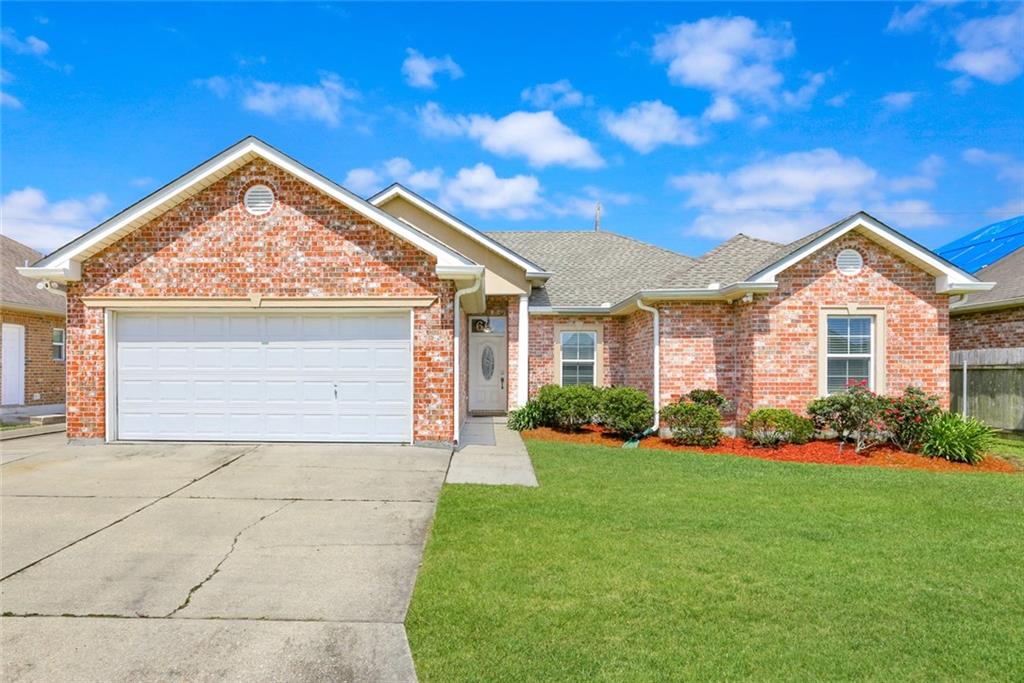 667 Rue Saint Michael Gretna, LA 70056 - Photo 1 of 17 Gallery Image 1