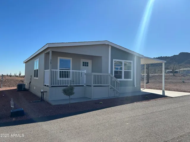 $201,500 | 17065 East Peak Lane, Unit 329, Eloy, AZ 85131