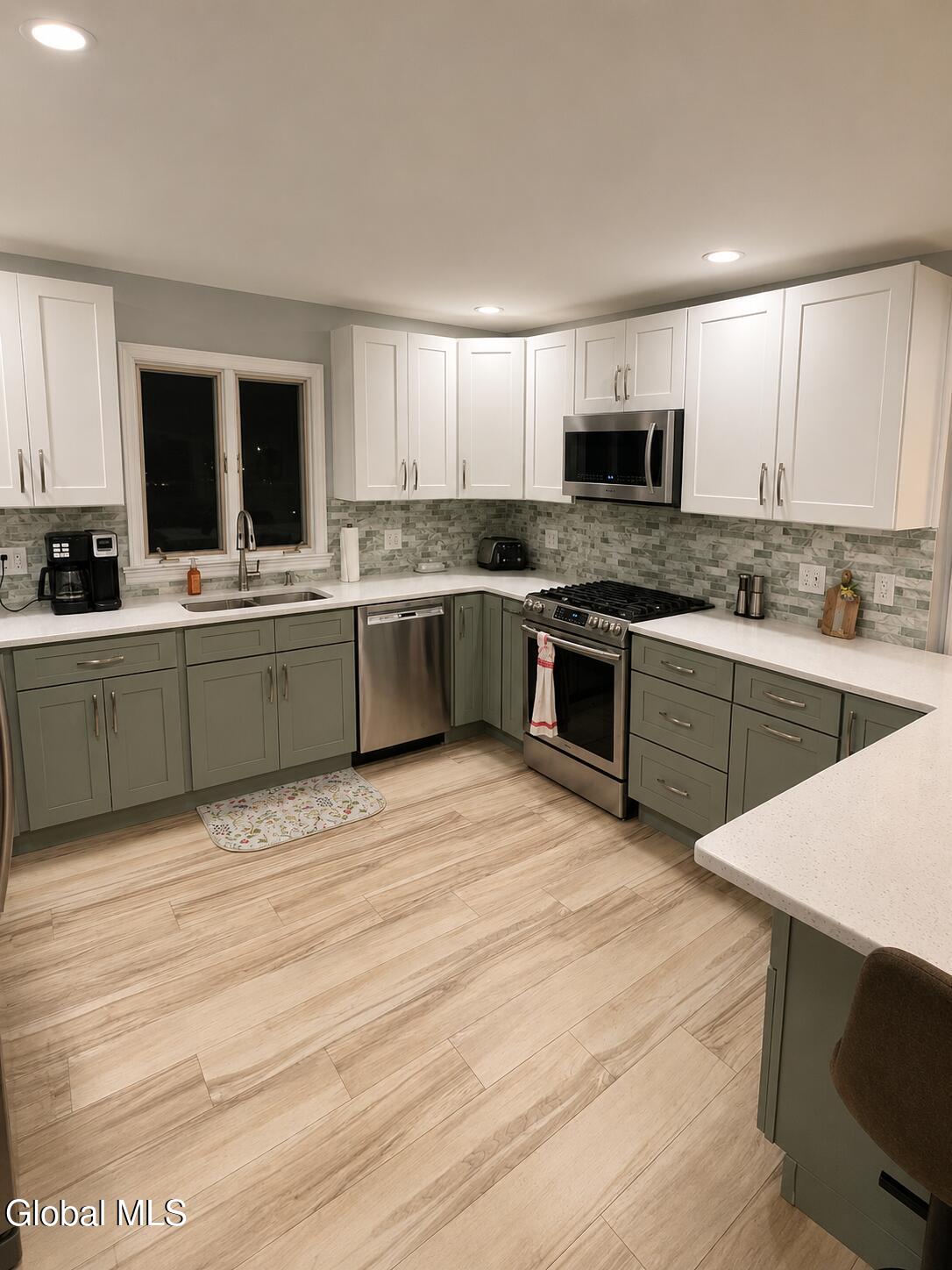 811 Duanesburg Road Schenectady, NY 12306 - Photo 14 of 38 C8F5FA02-34CF-4A9F-BF0C-64216B1D3258