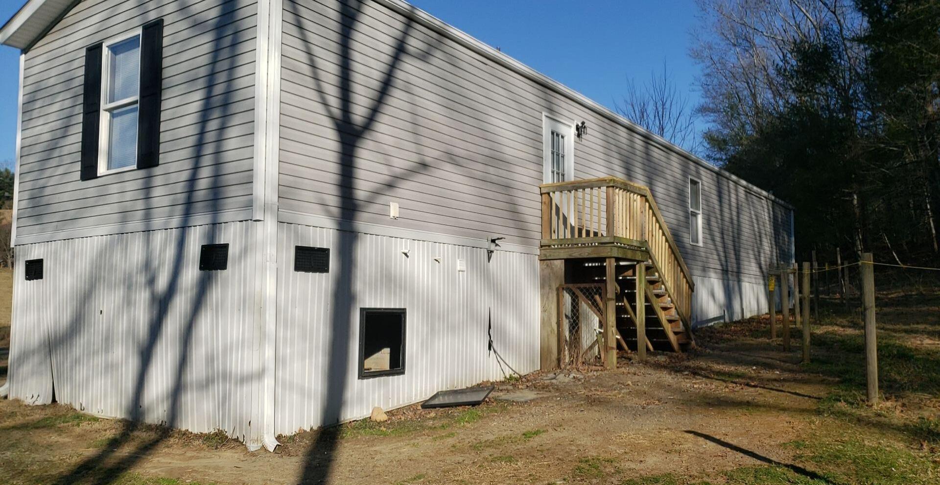 479 Soapstone Road Galax, VA 24333 - Photo 19 of 32 IMG_2935
