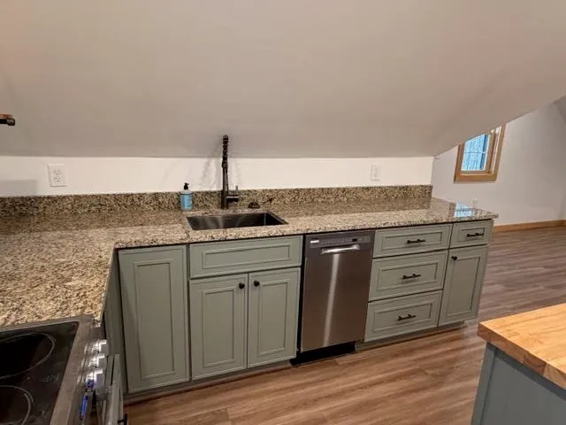 $2,100 | 15 West A W Branch Road, Waterville Valley, NH 03215