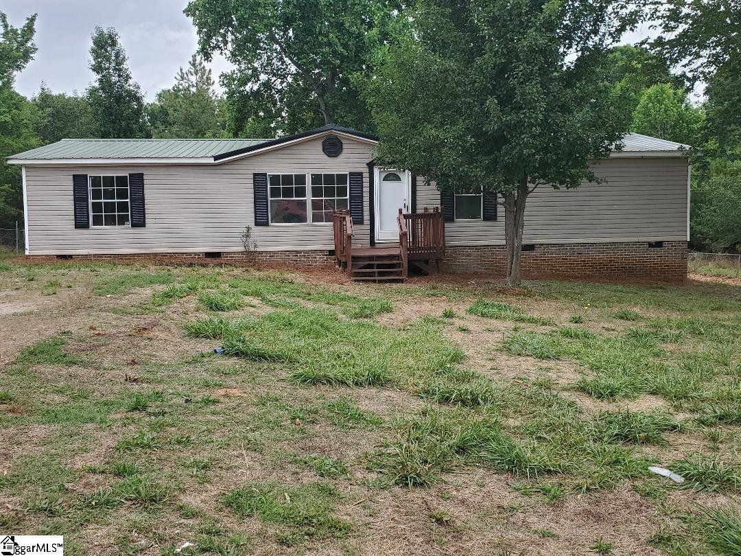 4228 Dobbins Bridge Road Anderson, SC 29626 - Photo 1 of 20