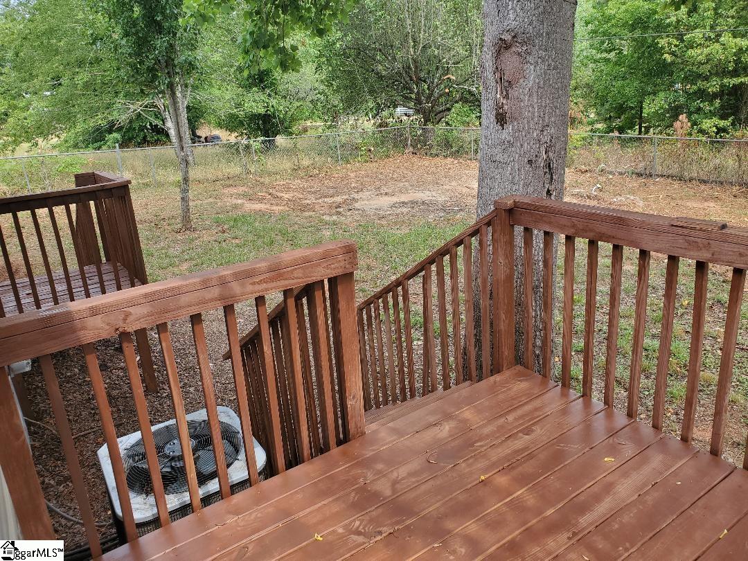 4228 Dobbins Bridge Road Anderson, SC 29626 - Photo 10 of 20