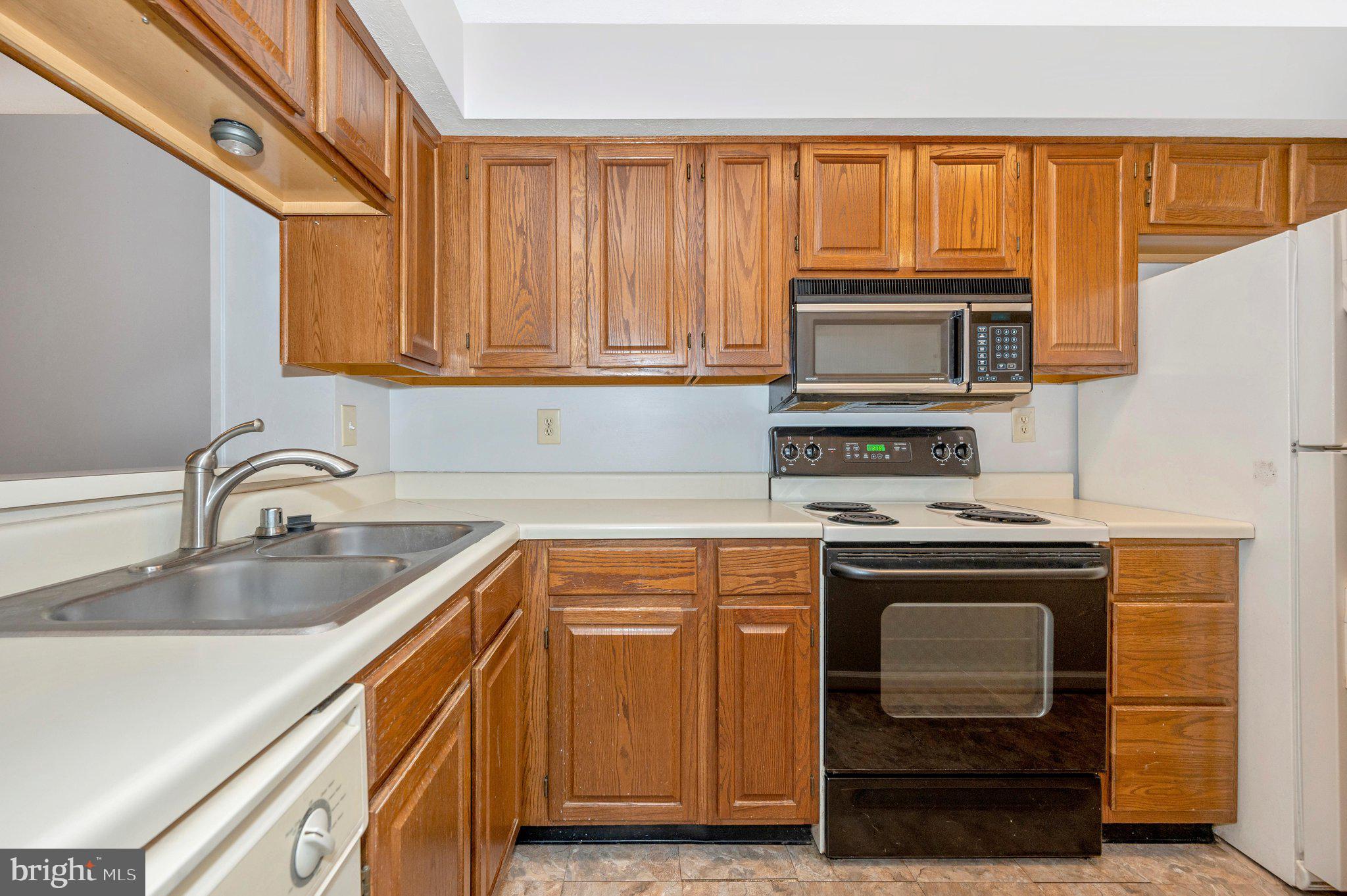 808 Stratford Way, Unit B Frederick, MD 21701 - Photo 25 of 49 PDR_6764