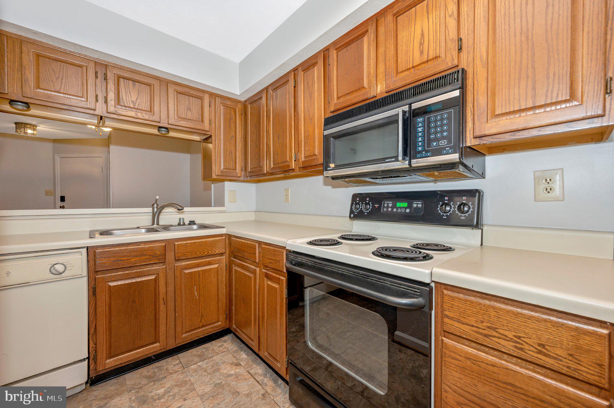 808 Stratford Way, Unit B Frederick, MD 21701 - Photo 27 of 49 PDR_6768