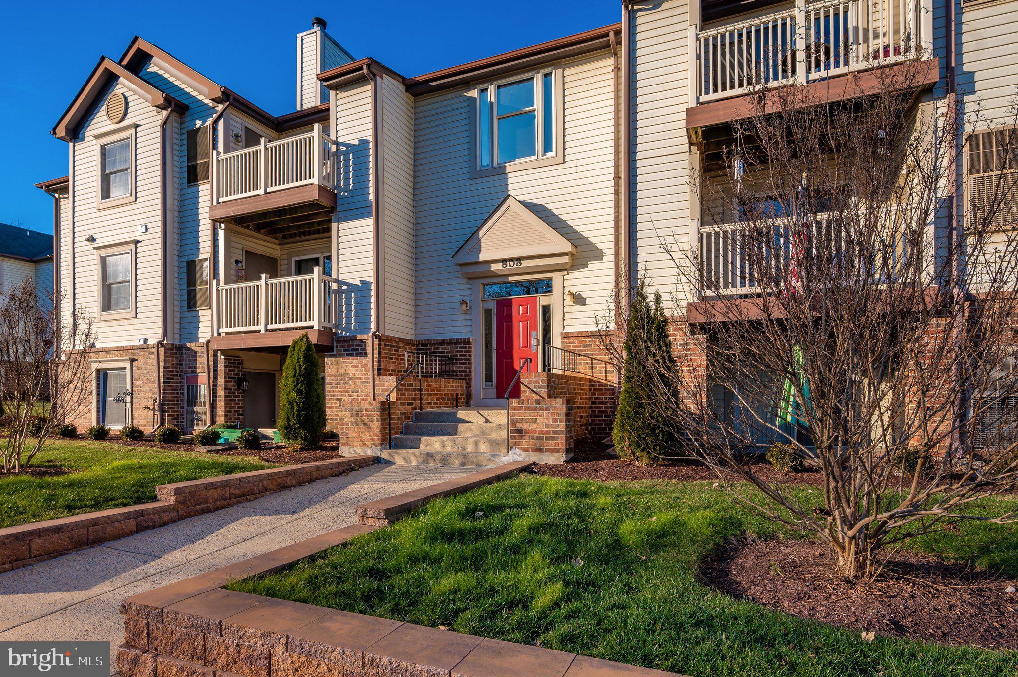 808 Stratford Way, Unit B Frederick, MD 21701 - Photo 4 of 49 PDR_6716