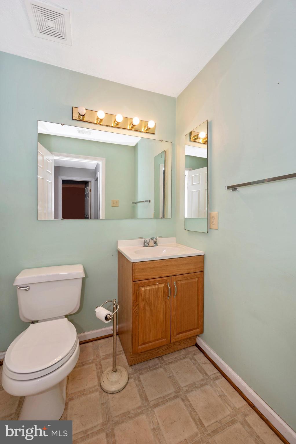 808 Stratford Way, Unit B Frederick, MD 21701 - Photo 43 of 49 PDR_6790