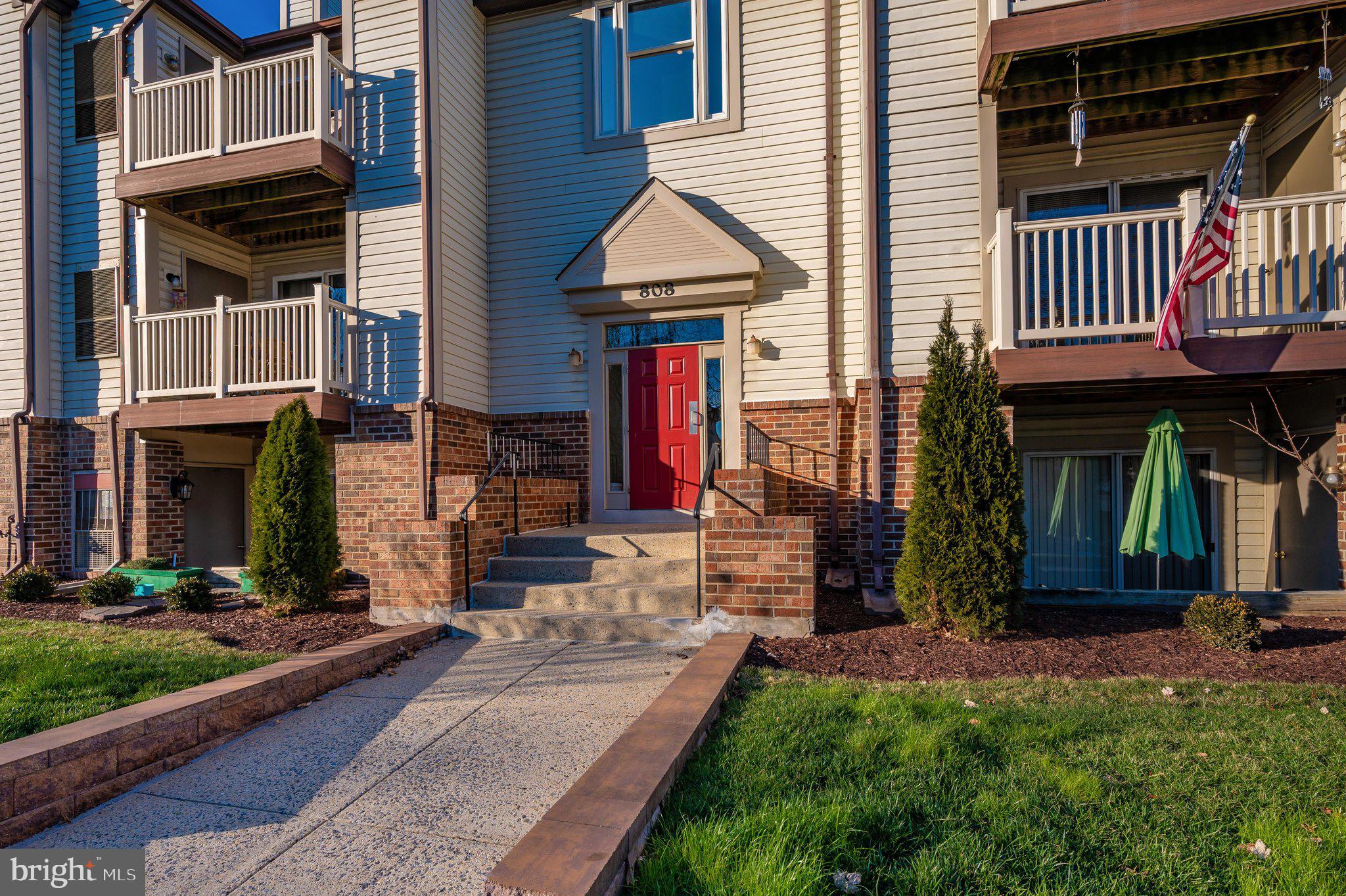 808 Stratford Way, Unit B Frederick, MD 21701 - Photo 5 of 49 PDR_6717