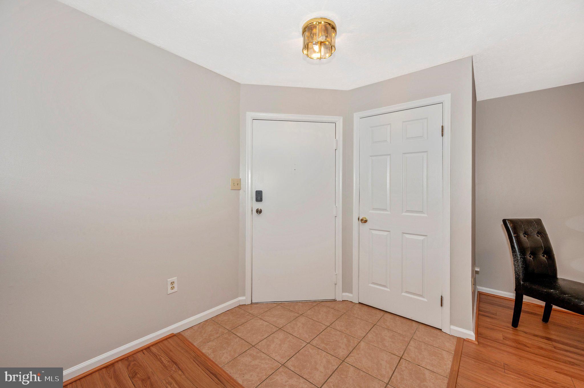 808 Stratford Way, Unit B Frederick, MD 21701 - Photo 10 of 49 PDR_6734