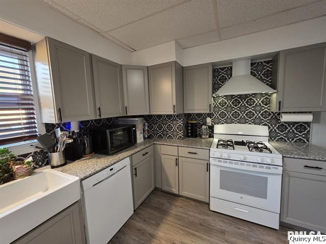 1431 Spruce Street Quincy, IL 62301 - Photo 13 of 32