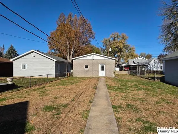 $169,500 | 1431 Spruce Street, Quincy, IL 62301
