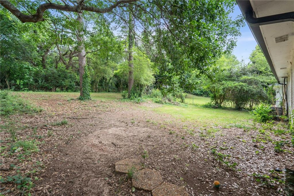 2035 Miriam Lane Decatur, GA 30032 - Photo 23 of 31