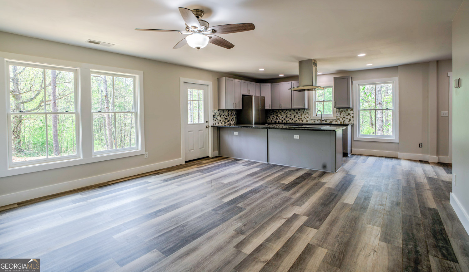 136 Key Lane Lakemont, GA 30552 - Photo 9 of 33 Gallery Image 9