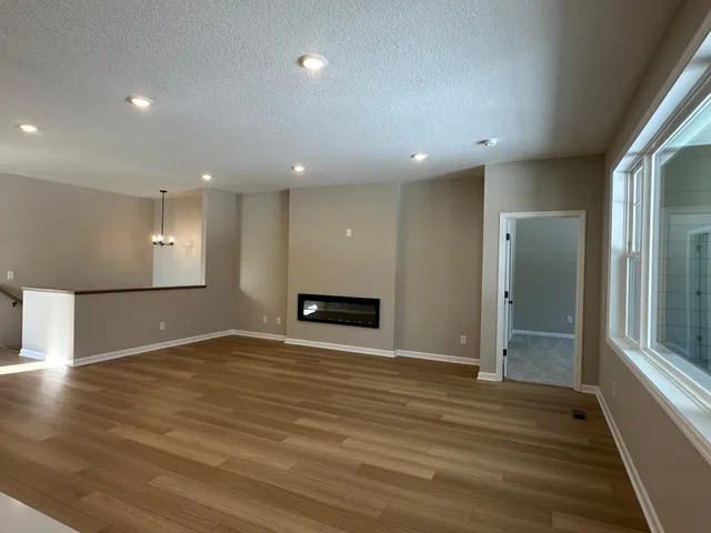 $693,520 | 20064 Glenbrook Path, Lakeville, MN 55044