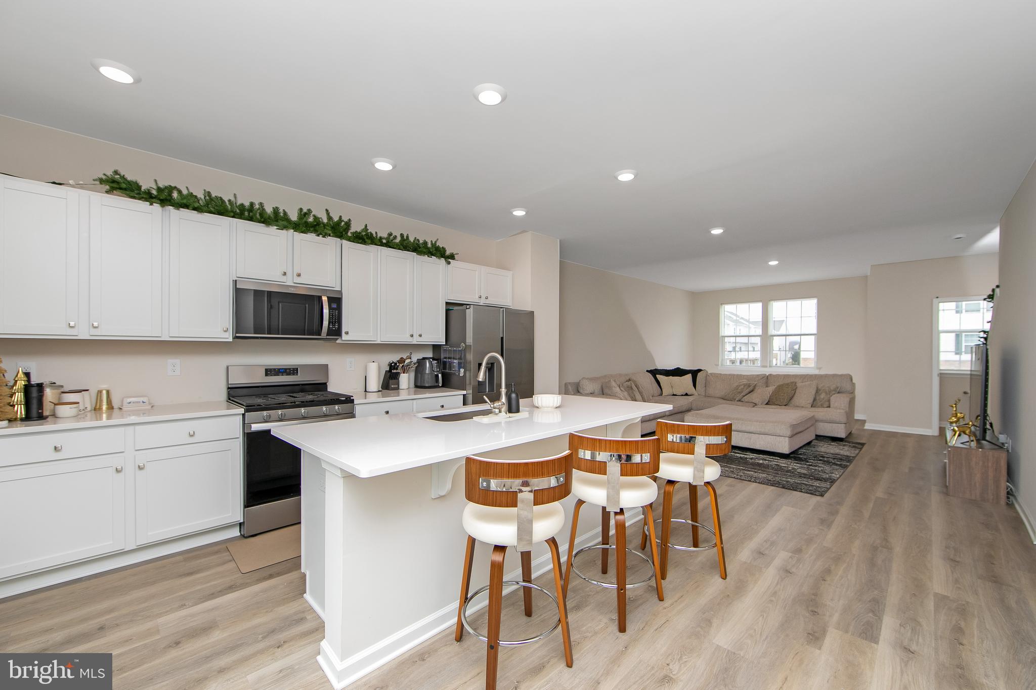 272 Macoun Way Glassboro, NJ 08028 - Photo 15 of 44 Eat-In Kitchen