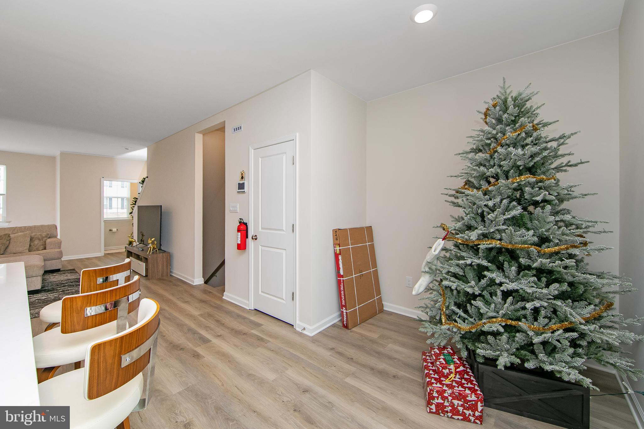 272 Macoun Way Glassboro, NJ 08028 - Photo 16 of 44 Eat-In Kitchen
