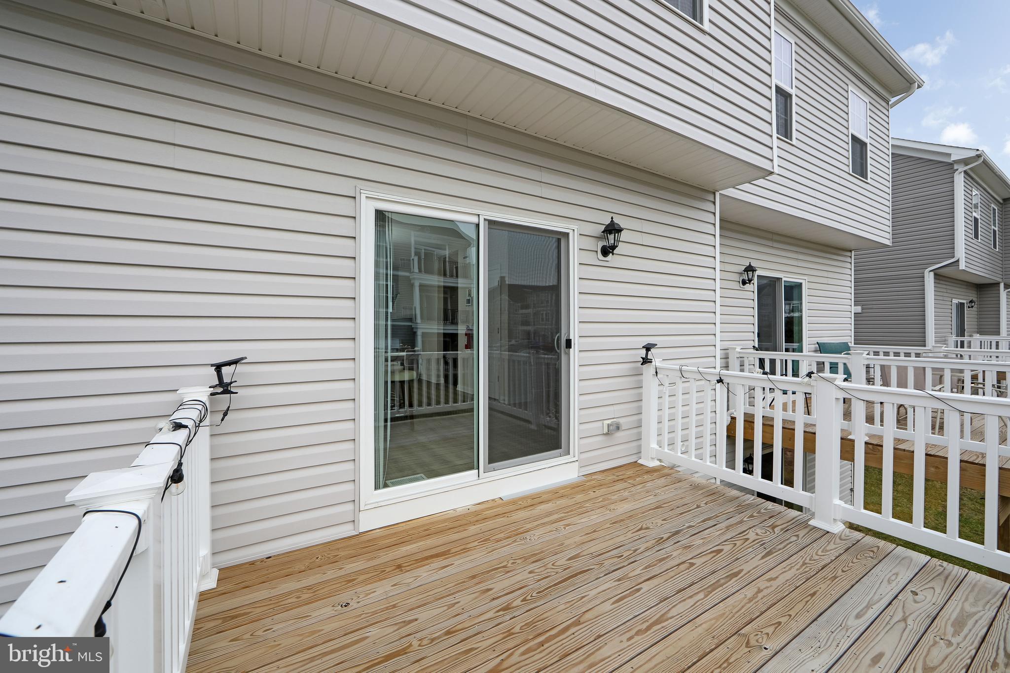 272 Macoun Way Glassboro, NJ 08028 - Photo 23 of 44 Deck off Kitchen