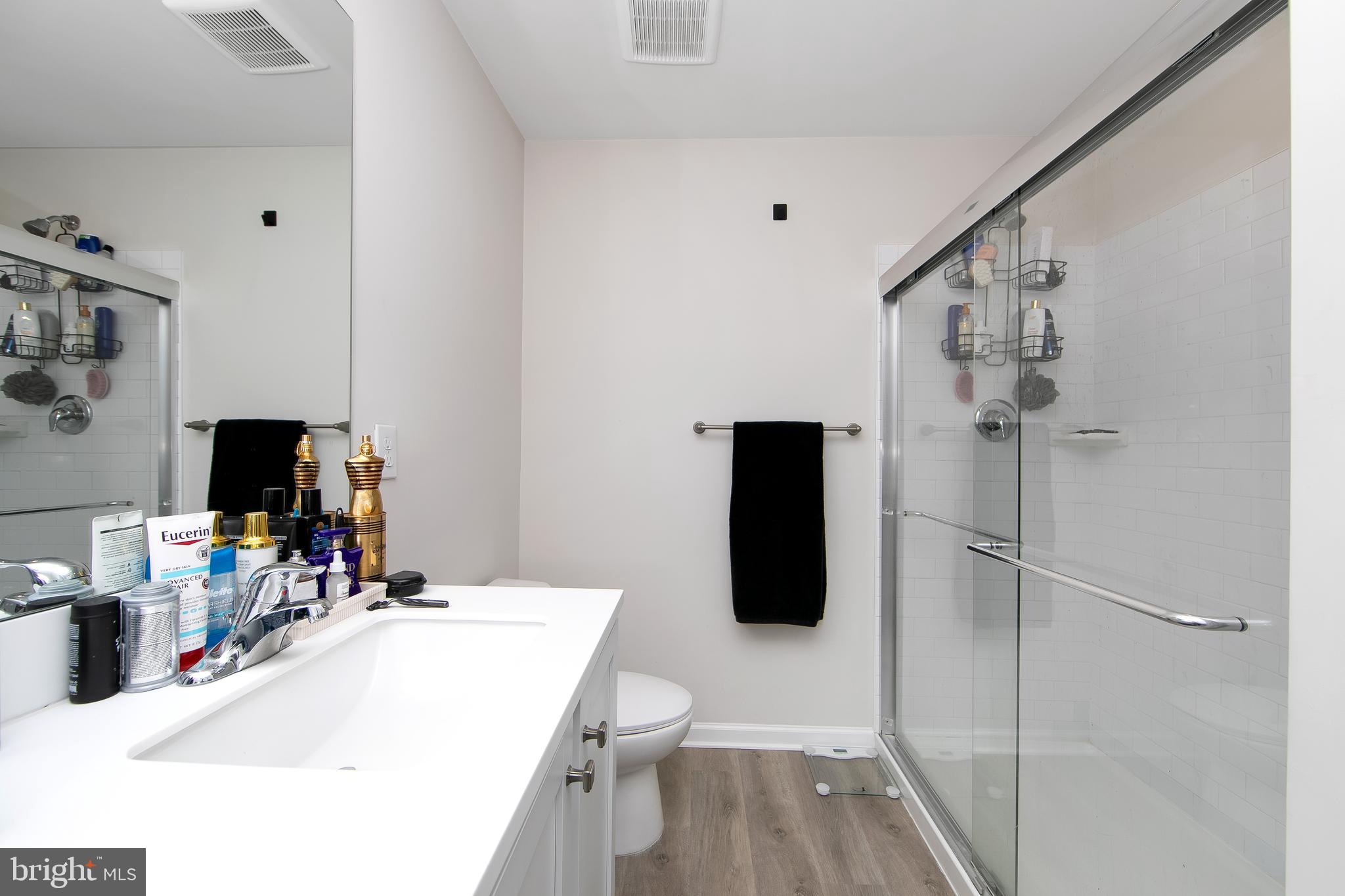 272 Macoun Way Glassboro, NJ 08028 - Photo 30 of 44 Primary Bathroom