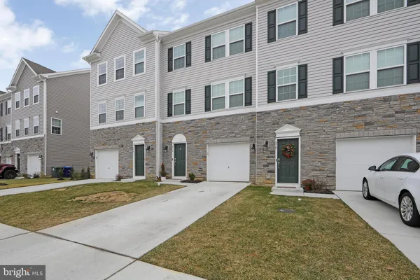 $3,000 | 272 Macoun Way, Glassboro, NJ 08028