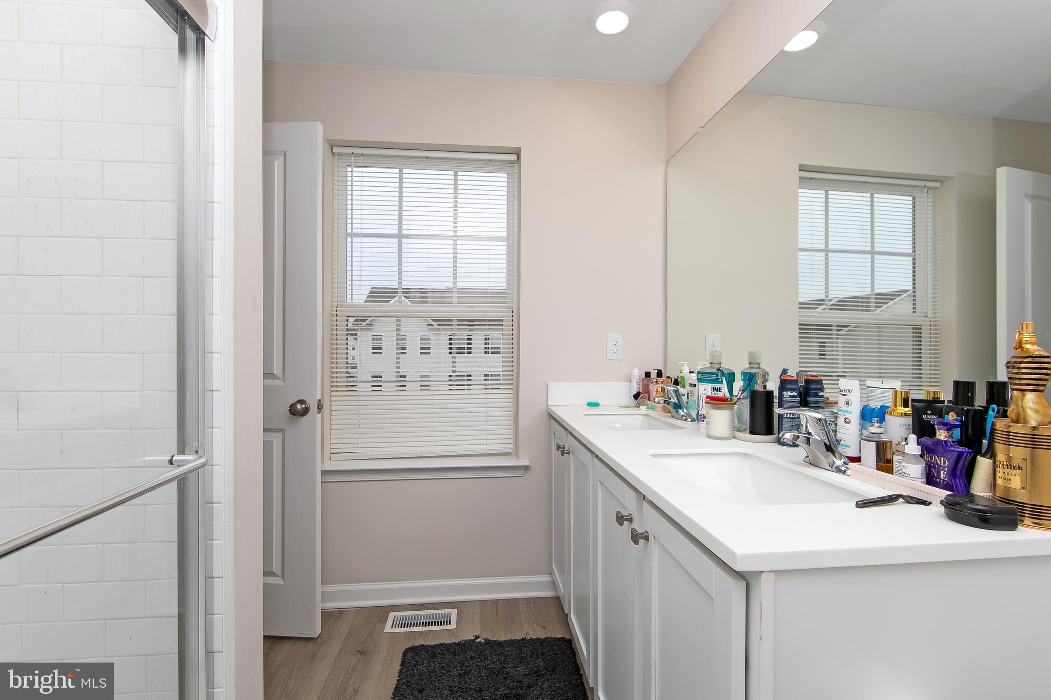 272 Macoun Way Glassboro, NJ 08028 - Photo 31 of 44 Primary Bathroom