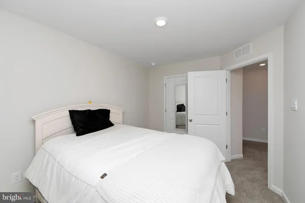 $3,000 | 272 Macoun Way, Glassboro, NJ 08028