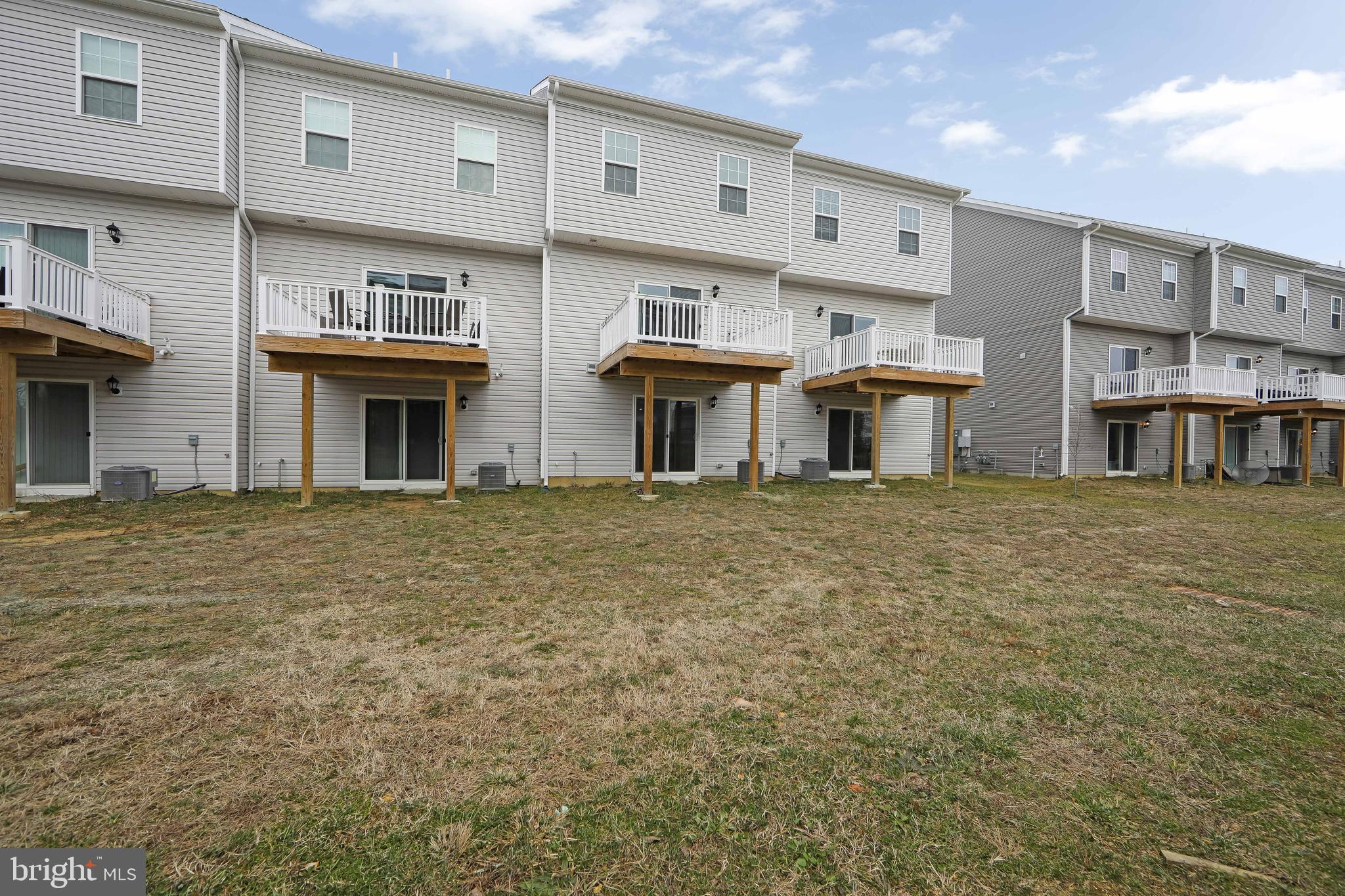 272 Macoun Way Glassboro, NJ 08028 - Photo 40 of 44 Exterior Back