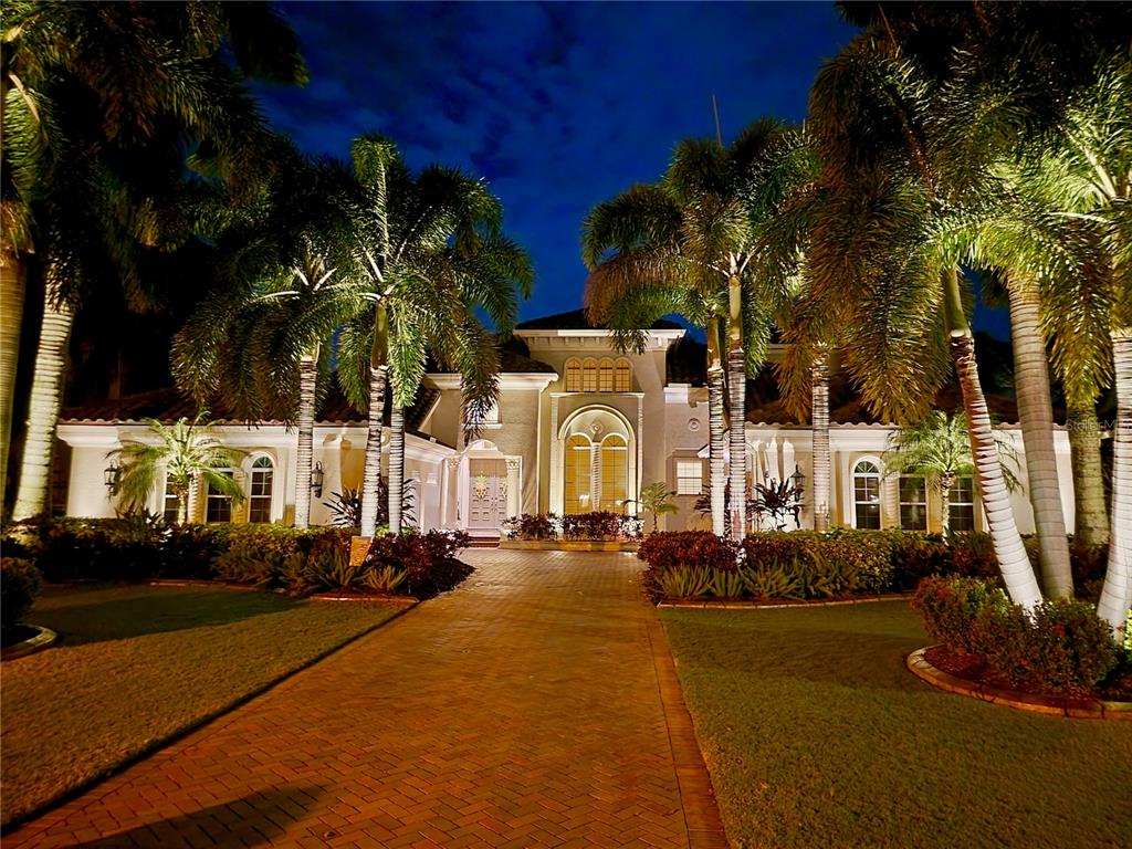 624 Balibay Road Apollo Beach, FL 33572 - Photo 10 of 99