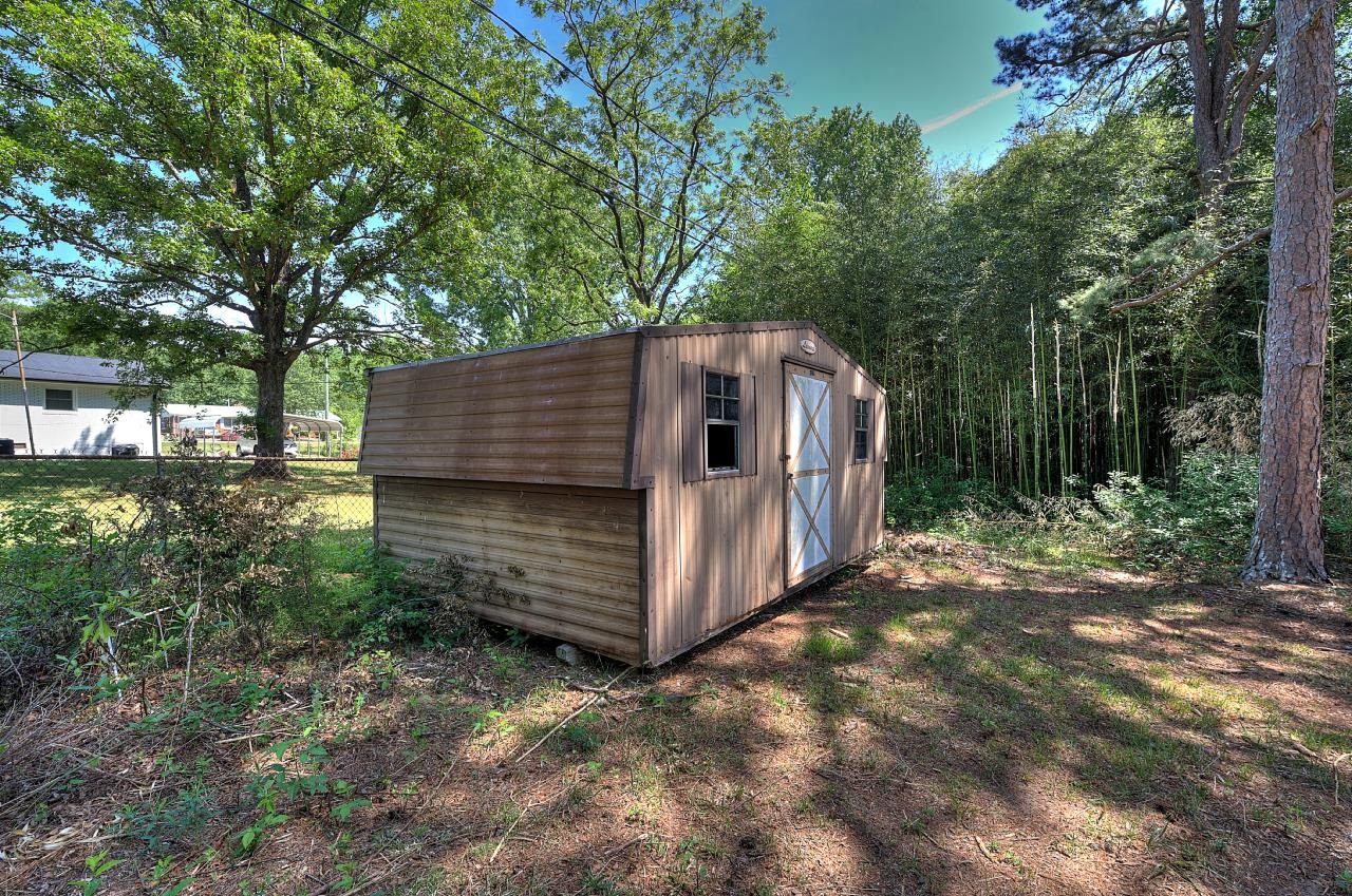 302 Thompson Road Chesnee, SC 29323 - Photo 35 of 37