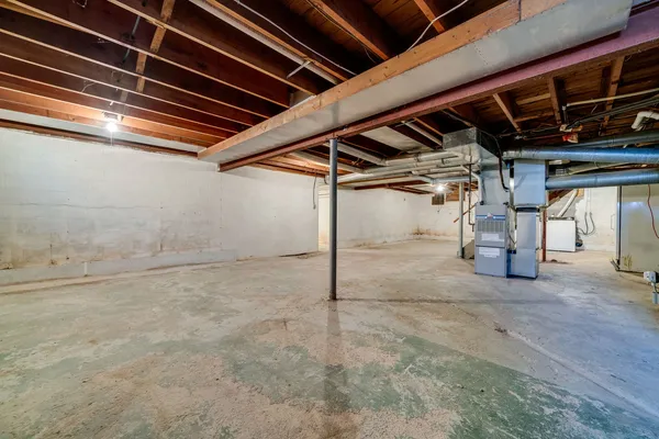 $299,000 | 4414 Highway 64, Mount Morris, IL 61054