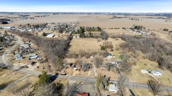 $299,000 | 4414 Highway 64, Mount Morris, IL 61054