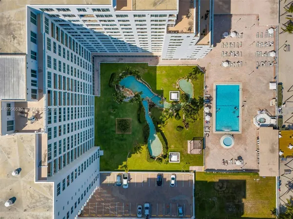 $8,400 | Carriage Club Condominiums, Miami Beach, FL 33140