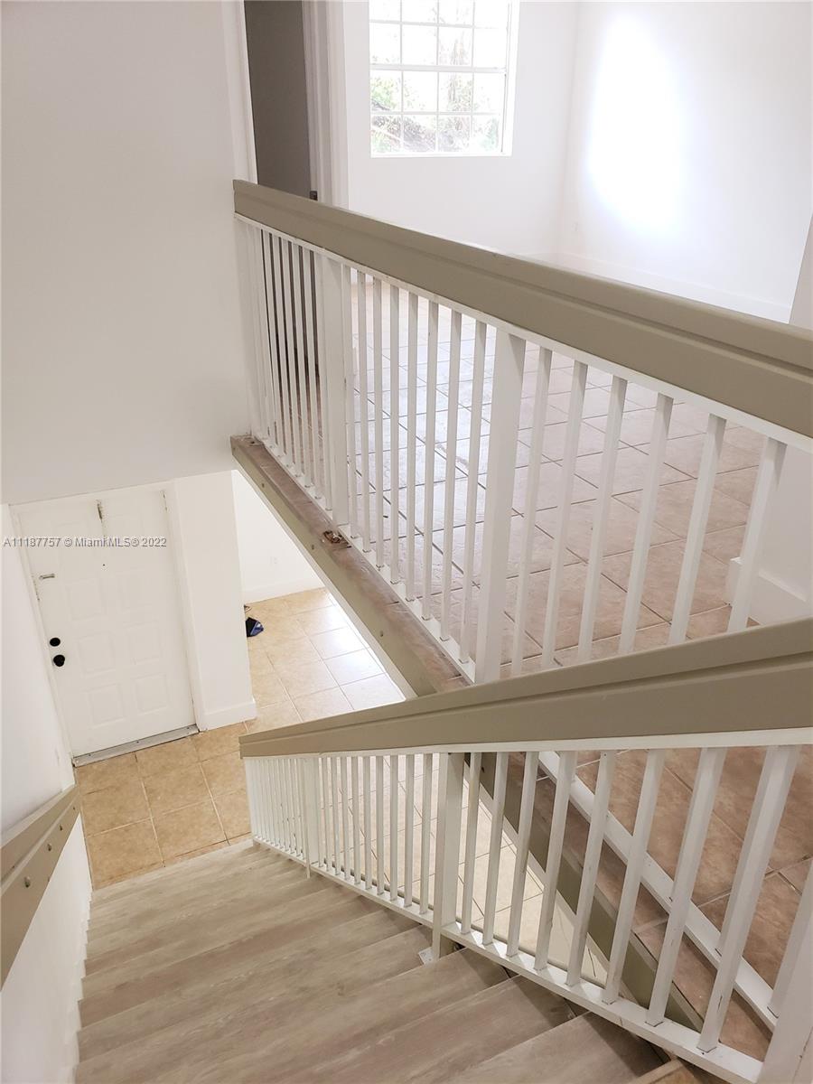 18338 Northwest 68th Avenue, Unit B Hialeah, FL 33015 - Photo 13 of 17