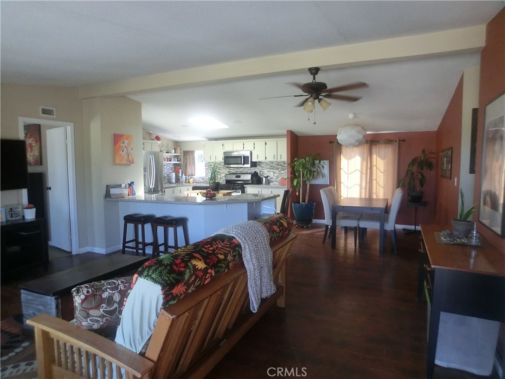 9282 Caughlin Road Phelan, CA 92371 - Photo 4 of 23