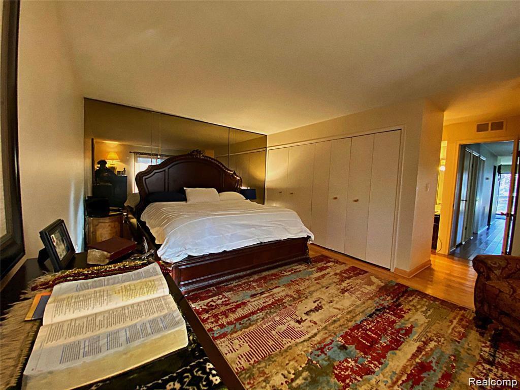 24243 Evergreen Road Southfield, MI 48075 - Photo 12 of 17 1C5F2615-4FD7-4EC6-8928-7D2B27A732EC.JPG